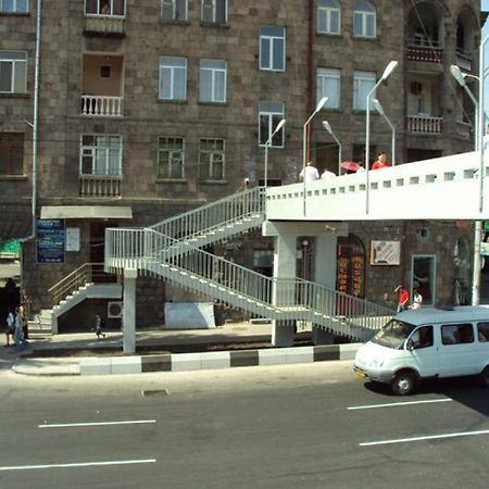 Cozy Studio In Yerevan'S Center Kültér fotó